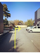 アンプティボヌール(Un P'tit Bonheur)/サロンまでの道案内7