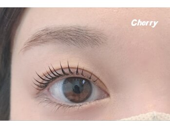 チェリー(Cherry)の写真/下がりまつ毛・逆さまつ毛のお悩みも専門スタッフにご相談ください！理想の目元へ導く施術◎