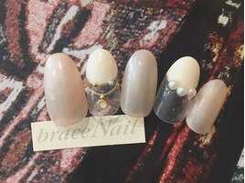 ネックレスネイル×ベージュ