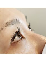 ナイングラム(ninegram)/プランプラッシュリフト