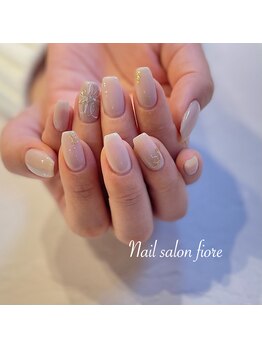 フィオーレ(fiore)/お正月ネイル 金箔&ミラーお花