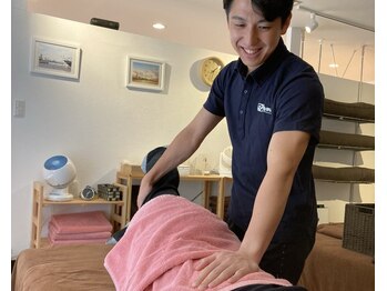 マイストレッチ 黄金町店(My Stretch)の写真/【猫背や反り腰、気になる立ち姿など】お身体のバランスをしっかり調整。ストレッチ整体の本領発揮です♪