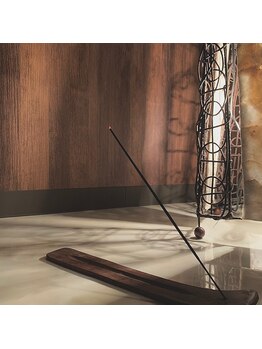 アジアンリラクゼーションヴィラ 徳島藍住インター店(asian relaxation villa)/お香の香りでリラックス