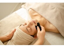 コモレビ(Komorebi)/美整小顔コルギ