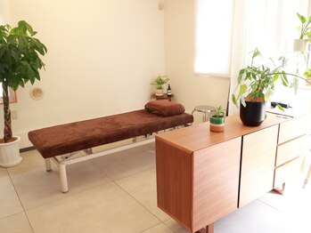 クモ(Kumo)の写真/【あなたとじっくり向き合える】明るく居心地のよい店内で心から軽くなる体験を…お身体全体をふわふわに◎
