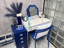 ブルー(blue.)の雰囲気（ドレッサーもご用意☆お出かけ前もblueな空間で美しく…☆）