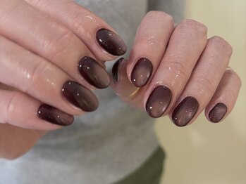 サンジュウヨン(34)/マグネットネイル パラジェル