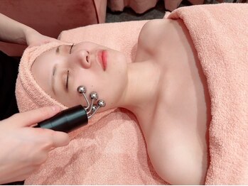 ハピココ(HAPIKOKO)の写真/即効小顔＆リフトアップ♪顎を尖らせて韓流顔に【筋膜リリース+マッサージ付き★60分￥4980】たるみ悩みも◎