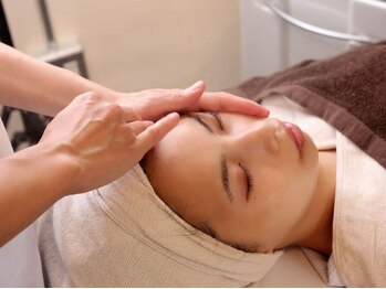 毛穴研究所/お顔マッサージ