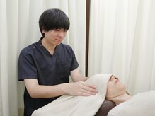 鍼灸整骨院ちとせの雰囲気（【ヘッドスパ】寝てしまう方も多くリラックスしていただけます）