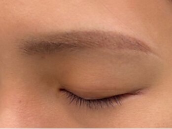 LENAHC Premier eye&nail仙台 まつげパーマ/アイブロウ/ネイル【5月1日オープン予定】の写真/眉毛で垢抜ける！黄金比デザインをご提案♪ブロウリフト+産毛Wax￥3850/眉カット+産毛Wax￥2500