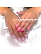 エヌエービー(N.A.B.)/ピンクグラデーションネイル