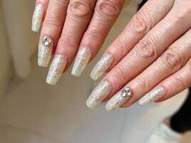 フラッシュ×Vカットネイル