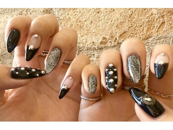 ブルーブラック×スタッズ