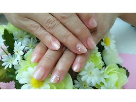 斜めフレンチネイル