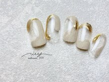 アイヴィー(IVY)/うねうねネイル