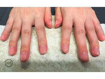 ナチュラルカラグラ人気です♪