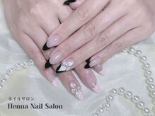 ヘンナコンス(Henna Kongs)/バイカラーフレンチネイル