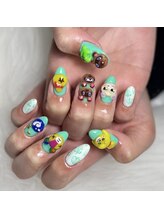ビーネイル(8ee Nail)/