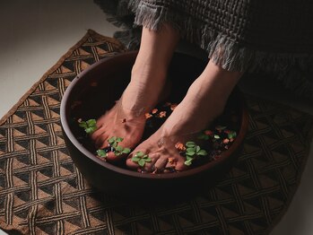 スウトハクの写真/夜22時まで営業◎お仕事終わりの「脳リセット」で休息を。手ぶらで立ち寄れる伏見桃山の隠れ家スパ。