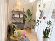 ナナイロサロン ニコリー(NaNairo nicolly)/《モリンガルーム》