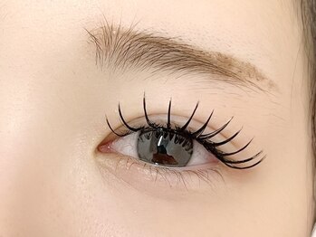 ディア リリー(Dia Lily.)の写真/【バインドロック40束+フラットラッシュ40束/¥8400】とにかく映えたい!!ボリュームUPしたい!!という方に◎