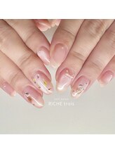 リッシュ トロワ(RICHE trois)/うるうる！春のお花ネイル