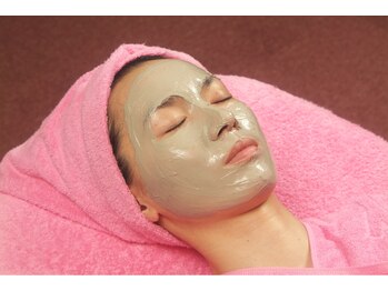 グランベイル/●肌別お肌に優しい泥パック