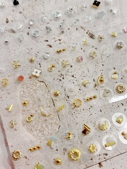 サンライズ(SUNRISE)の写真/【大人気★耳つぼジュエリー】お悩みにあわせて耳つぼを刺激◎キレイを叶えて見た目もかわいく気分UP♪