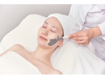 Private salon Luck【プライベートサロンラック】の写真/【最強たるみケア】速攻ほうれい線改善へ！人気NO.1テラボーラーで根本から引き上げる上向き美肌☆