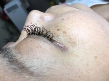 シャブラン(chat.blanc)/