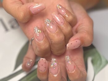 ボタネイル 近鉄八尾駅前店(BOTA NAIL)/ハートホログラム/ガーリー/ラメ