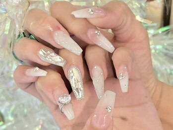 キャッツアイトーキョー 高円寺店(Cat's eyeTOKYO)の写真/指先にコンプレックスのある方も長さだしでお悩み解消★フォルムの綺麗な美しい指先に◎口コミ高評価!