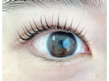 ブルーミン(Bloomin')/高保湿trまつげパーマ