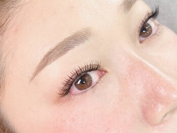 レイリス 金町店(Raylice)の写真/主張しすぎない自然な目元に☆夏の汗でも滲まないマツエク［金町/ネイル/マツエク/アイブロウ］