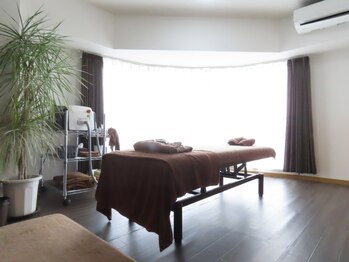 ポノ(pono)の写真/【男女共に通えるサロン】お顔＆VIO込み！全身LED脱毛がお得に♪≪メンズ8500円～≫≪レディース6500円～≫