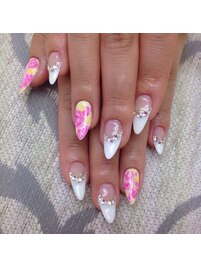 ジェルアートつけ放題￥12300