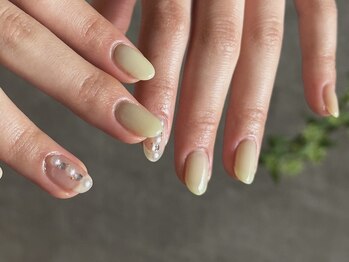 Design / ニュアンスネイル
