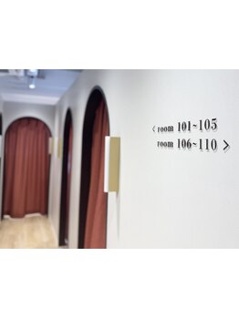 ナチュラル上品な目元にしたい