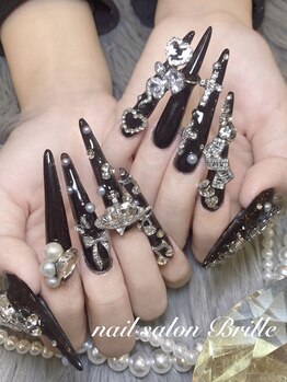 エスフィーネイルサロン ブリーユ(Esfy nailsalon Brille)/黒ネイル