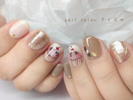 可愛すぎる♪カップケーキネイル