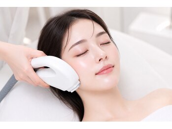 スターチス(Statice)の写真/憧れの毛穴レス肌へ！最先端技術でお顔脱毛＆お化粧ノリアップ！透明感あふれる素肌へ☆