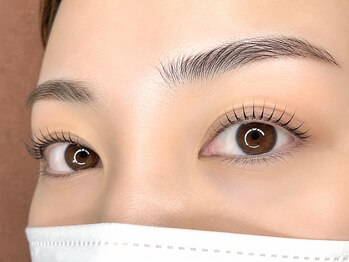 アステリア(ASTERIA)の写真/ナチュラル上品な目元へ☆丁寧なカウンセリングで似合わせ提案が得意！