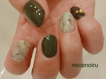 ネコノイル(neconoiru)/大理石ネイル