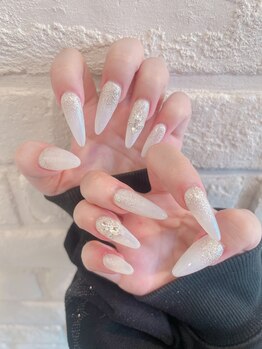ジューシーネイル 天神店(Juicynail)/ホワイト&シルバーグリッター