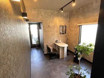 ヴォイス インサイド ニーイチゴーイチ(Voice inside2151)/ジェルネイル施術room