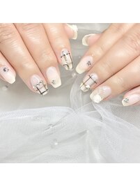 ホワイトチェックネイル♪