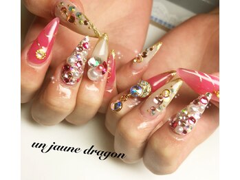 アン ジョーヌドラゴ/キラキラ☆ロングネイル