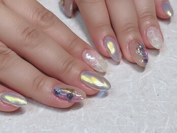 綺麗めシェルネイル