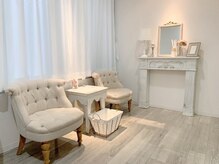 サロン ド ボーテ シュエット (Salon de beaute Chouette)/ Waiting room